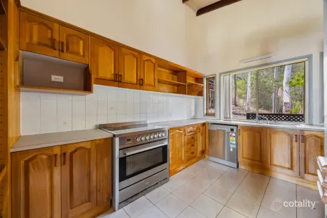 Property photo of 20 Boyne Crescent West Gladstone QLD 4680