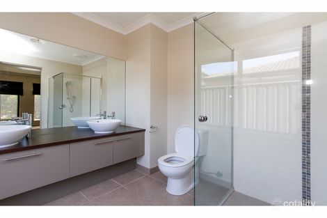 Property photo of 7 Dryden Place Sale VIC 3850