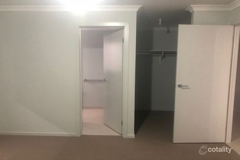 Property photo of 45 Yallaroo Chase Werribee VIC 3030