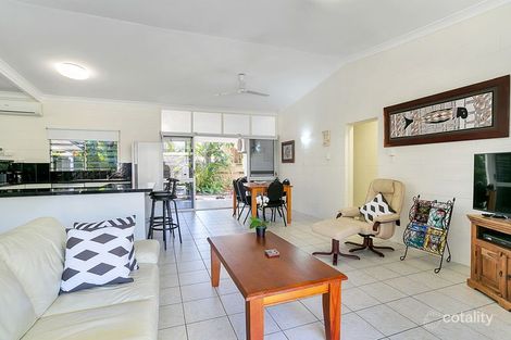 Property photo of 58 Baronia Crescent Holloways Beach QLD 4878