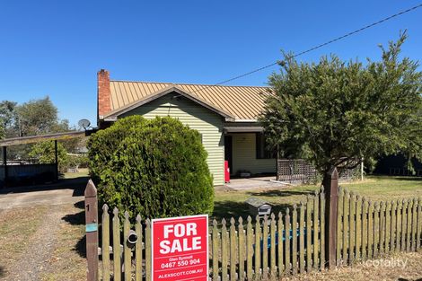 11 William St, Heyfield, VIC 3858