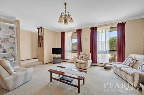 Property photo of 11 Linear Avenue Mullaloo WA 6027