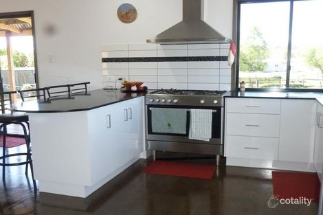 Property photo of 172 Willis Road Meringandan West QLD 4352