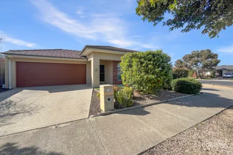 15 Kingscliff Ave, Armstrong Creek, VIC 3217