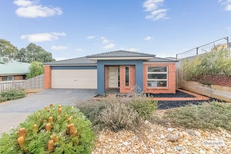 Property photo of 12 Kensington Square Drouin VIC 3818