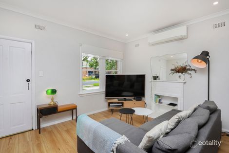 Property photo of 2 Cobrey Street Sunshine VIC 3020