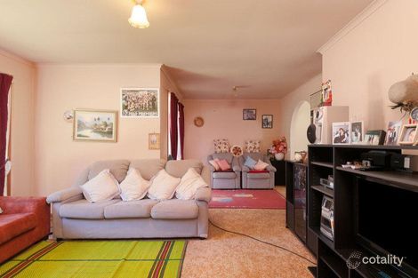 Property photo of 24 Wellington Road Wandin North VIC 3139