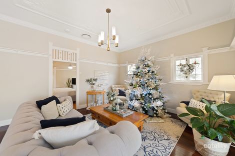 Property photo of 14 Ashgrove Crescent Ashgrove QLD 4060