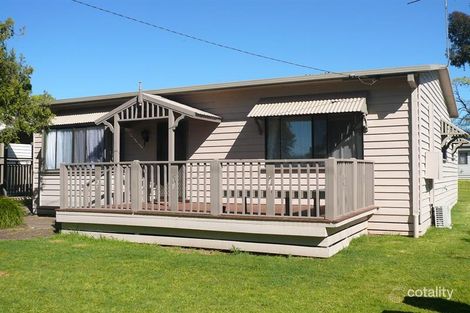 17 Brush Box St, Lake Hume Village, NSW 3691