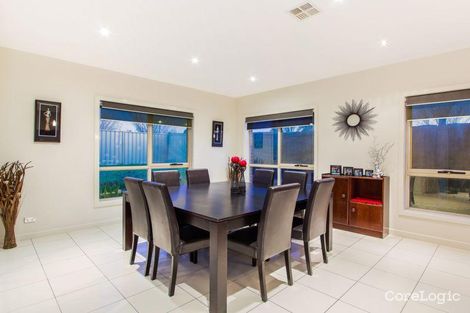 Property photo of 4 Anna Maree Place Caroline Springs VIC 3023