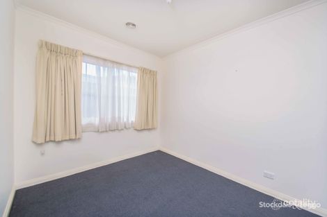 1/8 Gold Ct, Hastings, VIC 3915