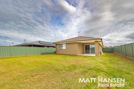 Property photo of 3 Bradford Circuit Dubbo NSW 2830