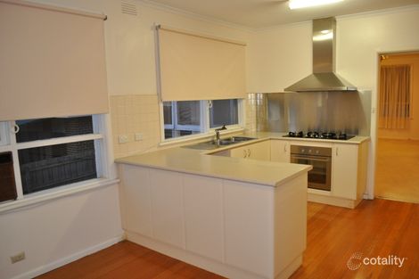 Property photo of 8 Woodstock Court Doncaster East VIC 3109