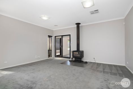 Property photo of 20 Lay Court Ballan VIC 3342