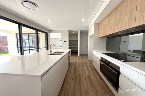 Property photo of 38 Urch Road Kalamunda WA 6076