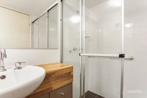 Property photo of 1/55 New Lindum Road Wynnum West QLD 4178