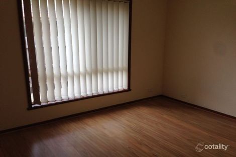 2/2 Kingdom Ave, Kings Park, VIC 3021