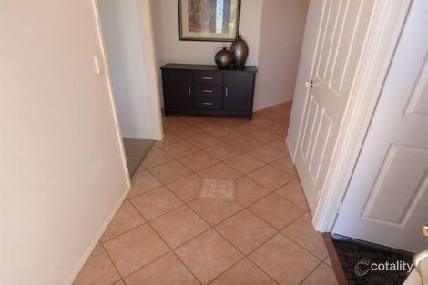Property photo of 4 Keast Court Kepnock QLD 4670