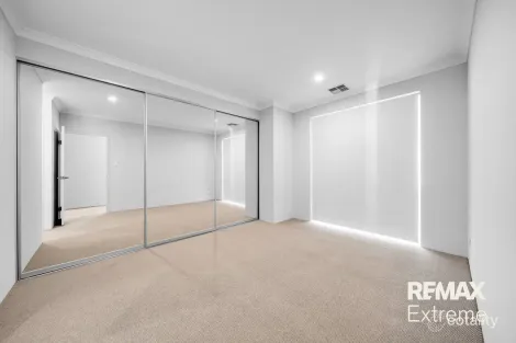 Property photo of 18 Trestles Way Eglinton WA 6034