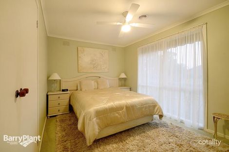 Property photo of 15 Diane Close Pakenham VIC 3810