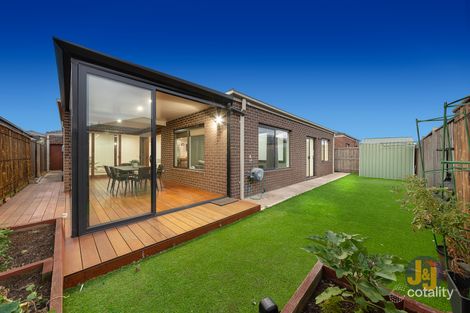 Property photo of 483 Brookfield Boulevard Mickleham VIC 3064