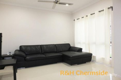 Property photo of 33 Blue Mountains Crescent Fitzgibbon QLD 4018