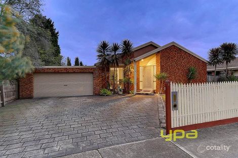 2 Hinkler Dr, Mill Park, VIC 3082
