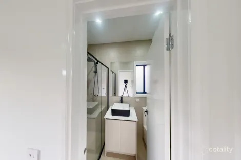 Property photo of 16 Oxygen Street Kalkallo VIC 3064