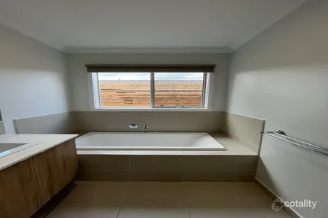 Property photo of 78 Sutherland Street Kilmore VIC 3764