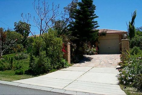 26 Larkspur Crss, Yangebup, WA 6164