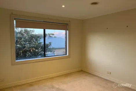 Property photo of 3 Meadowvale Drive Grovedale VIC 3216