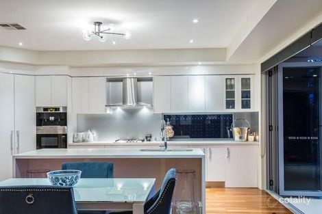 Property photo of 2/17 Pisa Court Surfers Paradise QLD 4217
