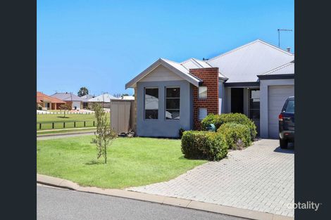 27 Sorrento Turn, Secret Harbour, WA 6173
