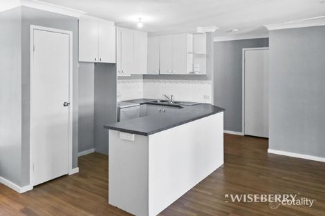 Property photo of 21 White Swan Avenue Blue Haven NSW 2262