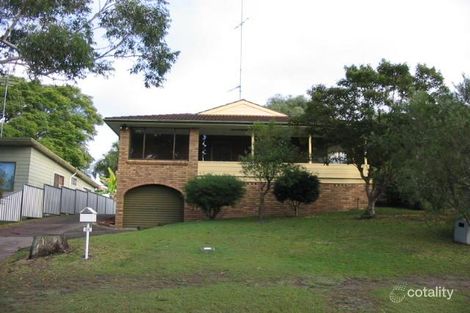 11 Crawley Ave, Lemon Tree Passage, NSW 2319