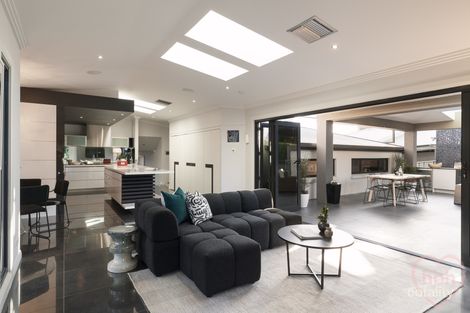 Property photo of 13 Fitzhardinge Crescent Evatt ACT 2617