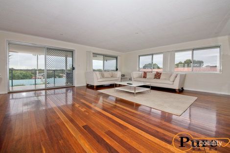 Property photo of 3 Claire Place Wakerley QLD 4154