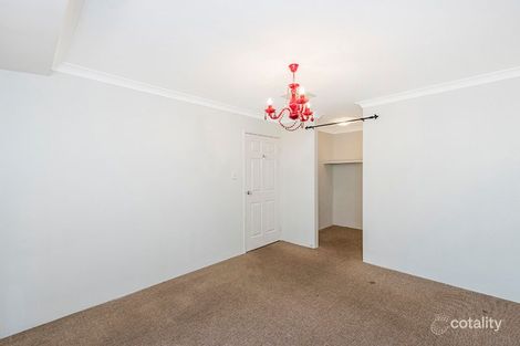 Property photo of 48 Pebble Beach Boulevard Meadow Springs WA 6210