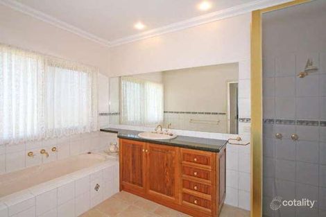 Property photo of 2 Hidden Valley Boulevard Wallan VIC 3756