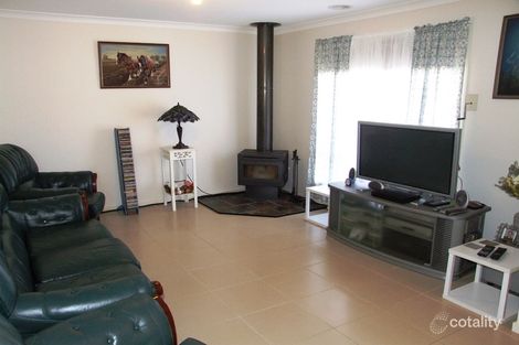 Property photo of 2 First Mews Maddingley VIC 3340