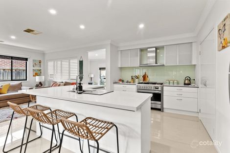 Property photo of 98 Sandarra Boulevard Sandhurst VIC 3977