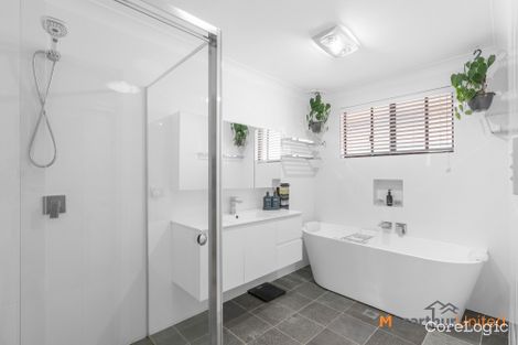 Property photo of 46 Semillon Crescent Eschol Park NSW 2558