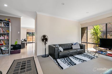 Property photo of 2/10 Bombard Street Ardross WA 6153