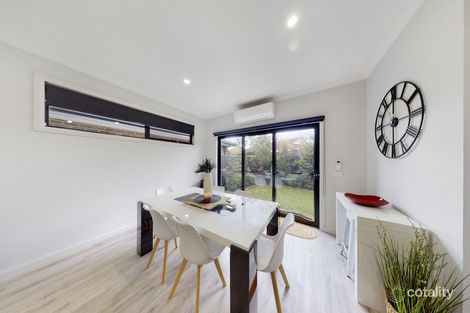 Property photo of 2/2 Linden Road Ringwood North VIC 3134
