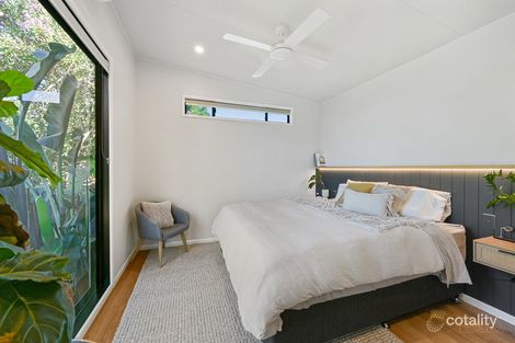 Property photo of 22 Talinga Street Mount Lofty QLD 4350