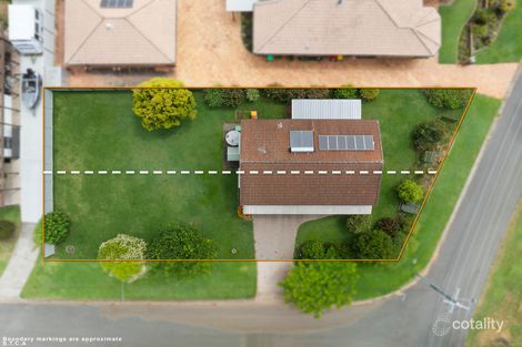 1 Sandra Ct, Redland Bay, QLD 4165