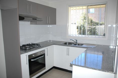 Property photo of 2/62 Hill End Road Doonside NSW 2767