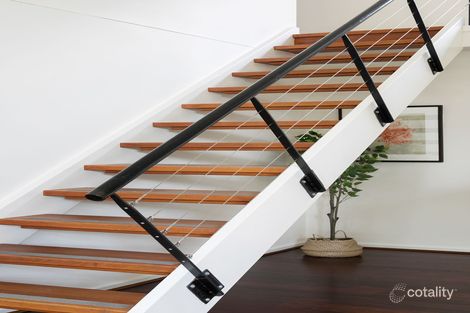 Property photo of 4 Parsons Lane Caroline Springs VIC 3023