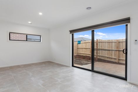 Property photo of 22 Joey Crescent Deanside VIC 3336