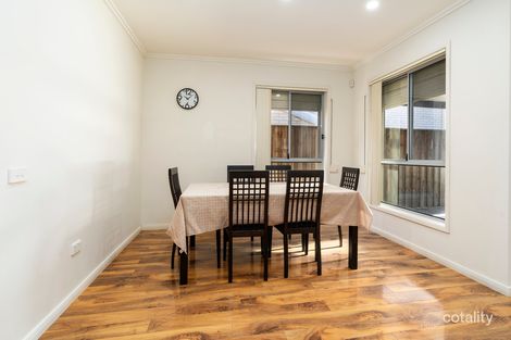 4 Reeves Cres, Bonnyrigg, NSW 2177